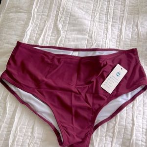 Swim bottom, high waist, maroon/plum color.